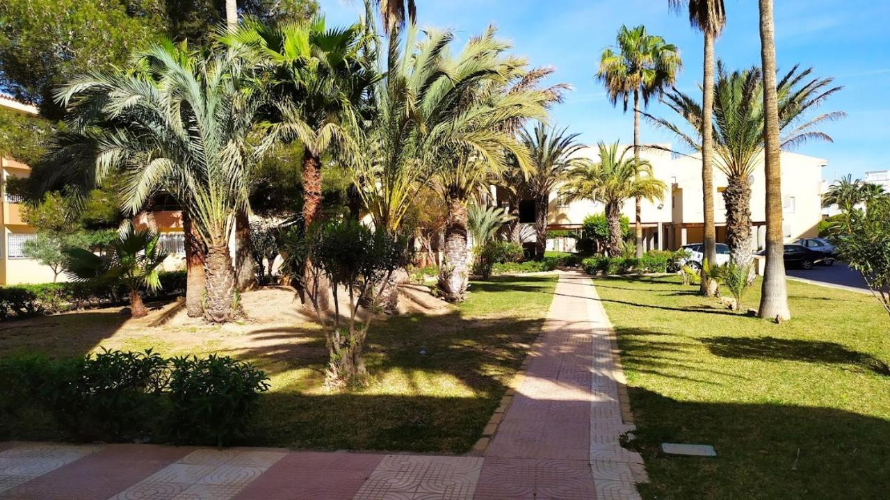 Atractivo Apartamento En La Playa Con Parking Roquetas de Mar Exterior photo